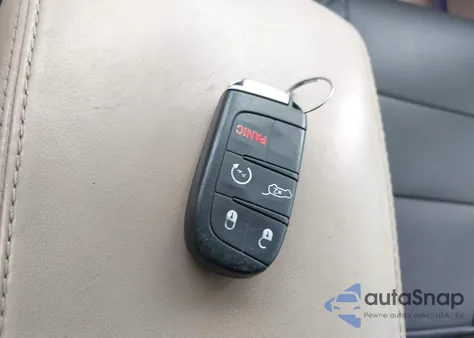 2017 Jeep Grand Cherokee Overland 4X4 from USA, damaged, VIN 1C4RJFCT6HC880306